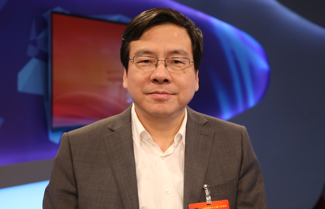全國(guó)政協(xié)委員、湖南省政協(xié)副主席張?。杭ぐl(fā)民營(yíng)經(jīng)濟(jì)發(fā)展新動(dòng)能