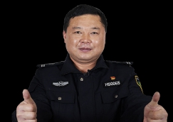 全國人大代表、黃山“守松人”