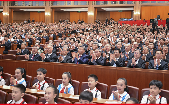 紀(jì)念抗戰(zhàn)勝利80周年文藝晚會(huì)在京隆重舉行